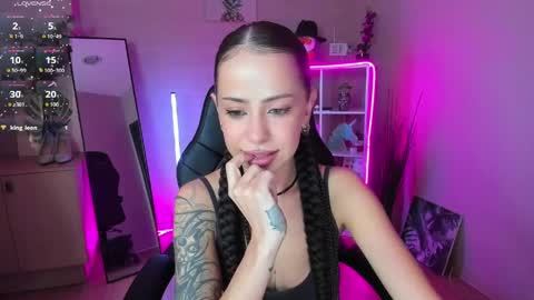 Monica online show from May 23, 8:56 am