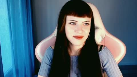  sophie  online show from May 8, 5:49 pm