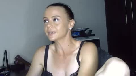 mrs_bunny_swing online show from March 25, 8:23 pm