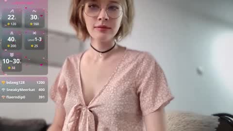 ms_christiana online show from October 12, 6:05 am