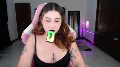 Manuela3 online show from May 17, 6:18 pm