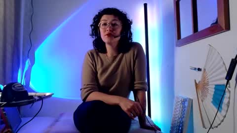 Mx. Anouk Divine online show from March 8, 1:02 am