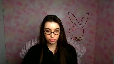 Amelia online show from March 10, 1:48 pm