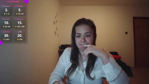 nadiiamorgun online show from May 24, 4:28 pm