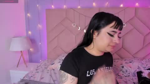 Naenia online show from April 11, 3:45 am