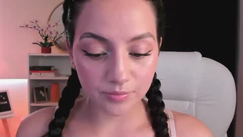 Nahia INDEPENDENT MODEL P online show from June 12, 9:12 pm