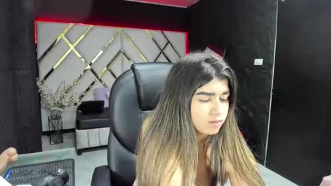 NahomiConnorr online show from March 27, 8:26 am