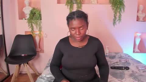 nanymoreno online show from December 19, 1:25 pm