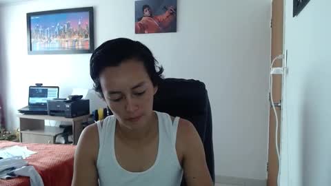 Lucy online show from November 25, 1:35 pm