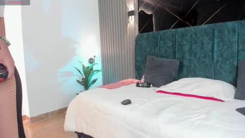 Naomi online show from March 23, 12:55 pm