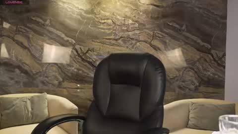 Naomi online show from March 9, 1:36 pm