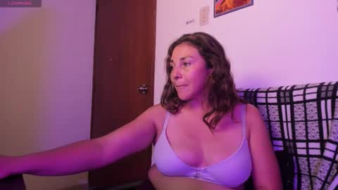 Natasha Claus online show from March 6, 9:10 pm