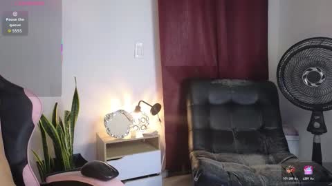 NATHALIA online show from March 25, 4:49 am