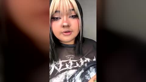 nathalia online show from July 22, 12:17 pm