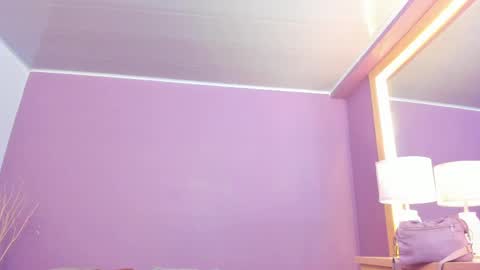 nathalie rossel online show from April 1, 6:27 pm