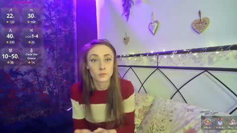 naughtynymph01 online show from December 24, 10:17 pm