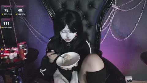 Navier  online show from April 11, 7:45 am