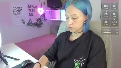 Kate online show from June 13, 9:45 pm