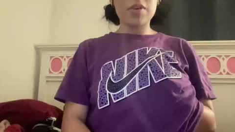 nena2pretty online show from May 17, 9:41 am