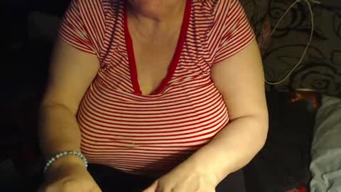 Lilly  online show from April 1, 2:12 am