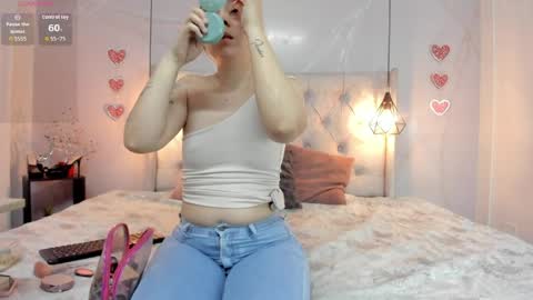 Milena online show from April 4, 1:43 pm