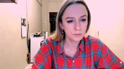 Kathrine online show from May 31, 2:34 pm