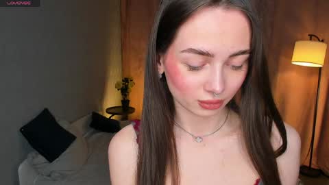 Nicole online show from April 16, 8:19 pm