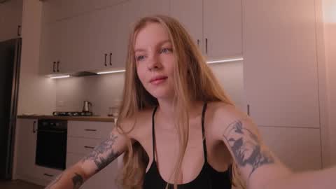 Nicka Cherie online show from March 13, 4:19 pm