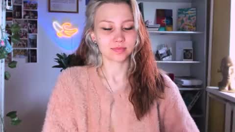 Nicole online show from June 26, 3:52 am