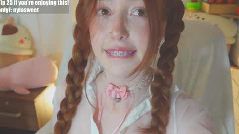 of Nylasweet online show from October 22, 6:24 pm