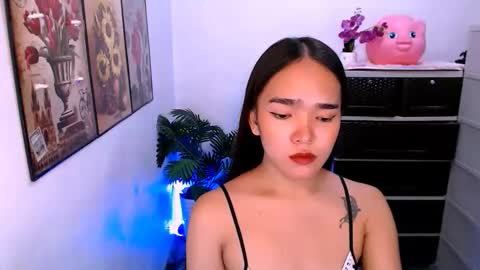 nikitta_morris online show from March 10, 2:15 am