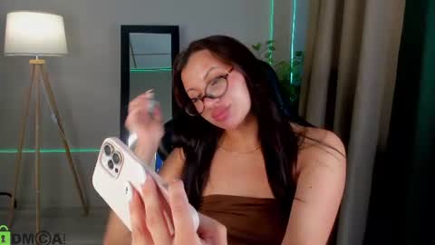 Nikki online show from June 16, 9:54 am