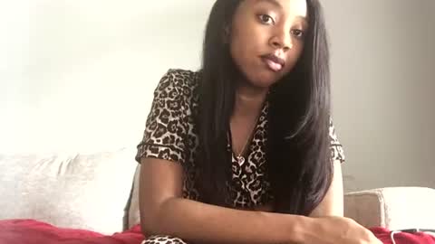 NikkiB online show from June 16, 7:15 pm