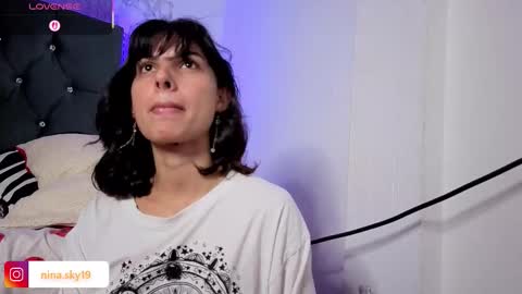 ninasky19 online show from March 4, 1:01 am