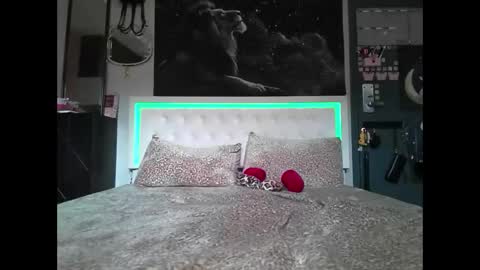 Noelle online show from March 17, 9:30 pm