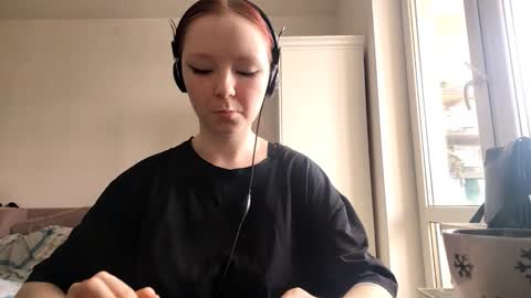 Lisa online show from March 10, 10:41 am