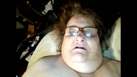 normajeen77777 online show from December 17, 2:38 am