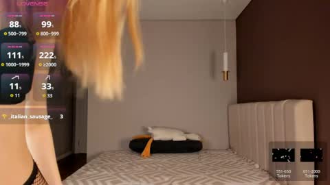 Jennie online show from April 3, 5:11 pm