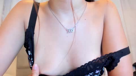 xionela gates online show from March 17, 8:57 pm