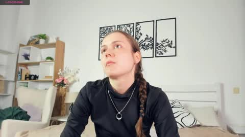 Elis online show from April 15, 6:30 pm