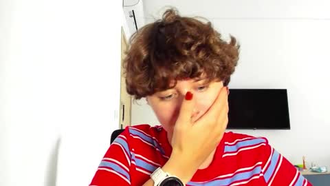 Evie online show from March 11, 7:12 am