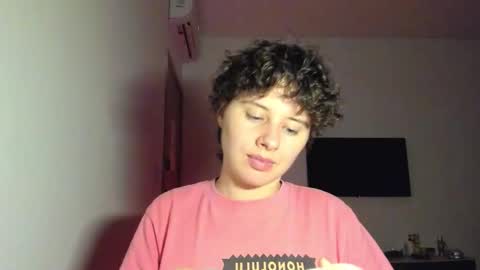 Evie online show from March 4, 3:07 pm