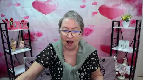 OlgaLuck online show from April 14, 5:51 am