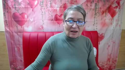 OlgaLuck online show from March 4, 6:20 am