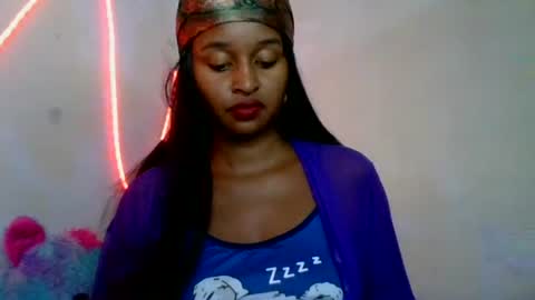 olinah610 online show from June 8, 12:28 pm