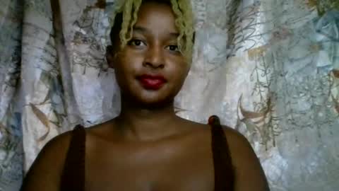 olinah610 online show from July 24, 7:39 am