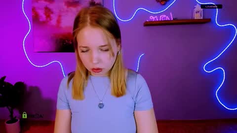 Sweet Olivia online show from March 21, 8:30 am