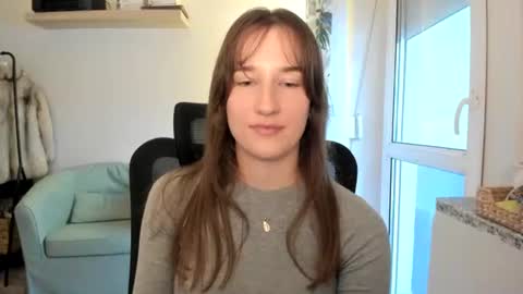 Oliwiaa2004 online show from January 14, 2:00 pm