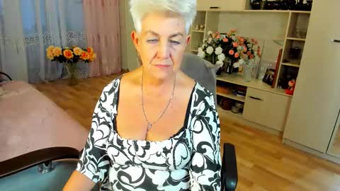 Alla online show from March 27, 4:30 pm