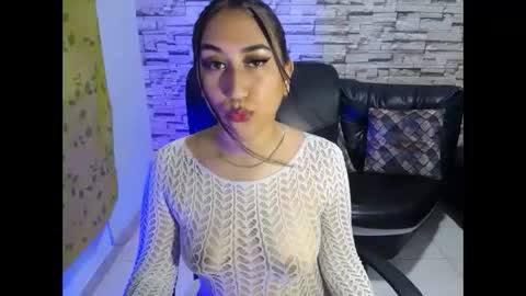 paula ross online show from May 22, 1:58 am